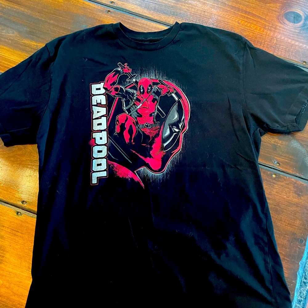 Deadpool tshirt